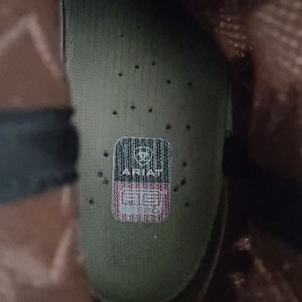 Boota - Picture 3 of 4